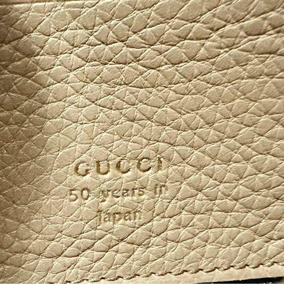 GUCCI pink calfskin wallet - Picture 7 of 9